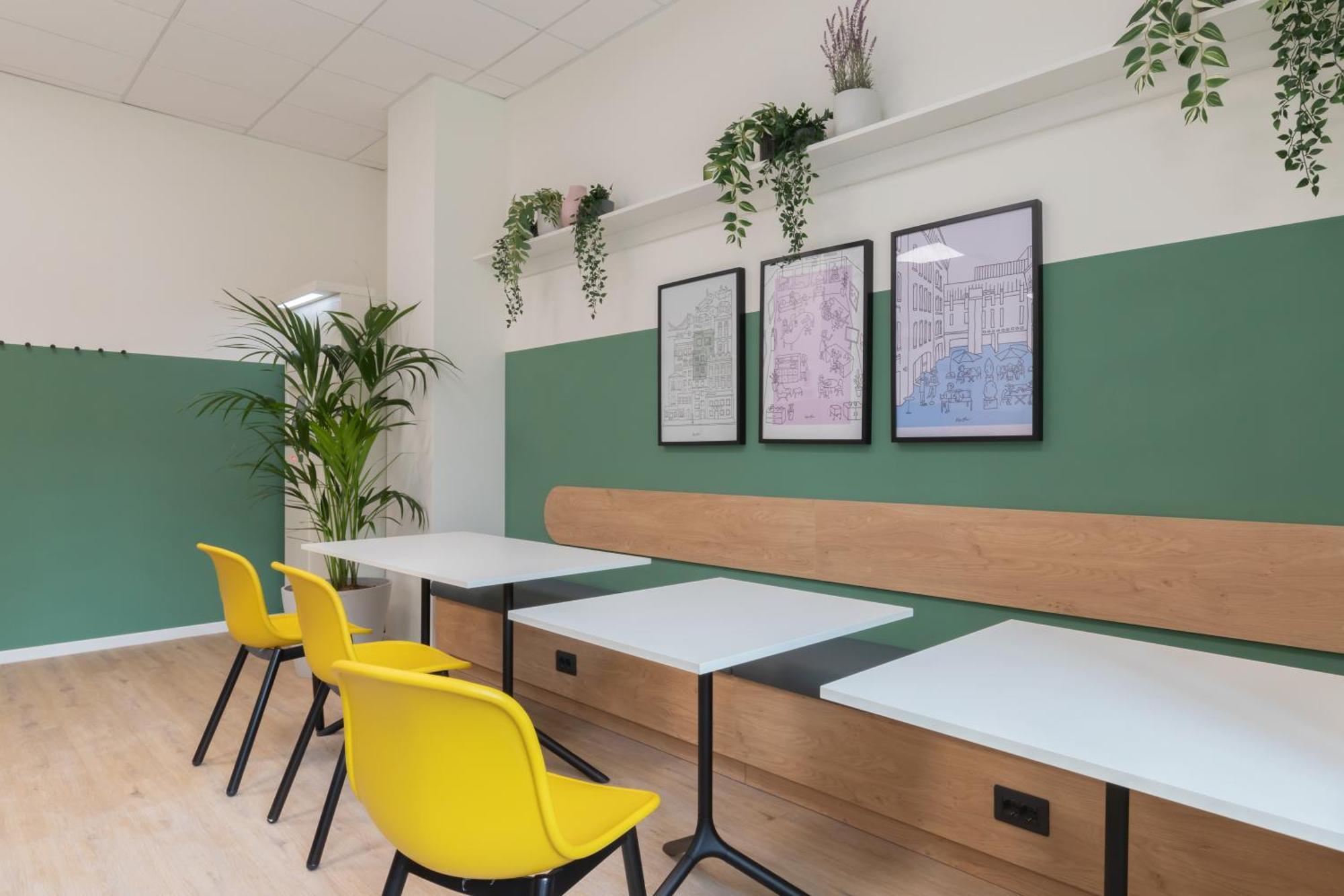 Well-Located Campus Rooms Near City Park Милан Экстерьер фото